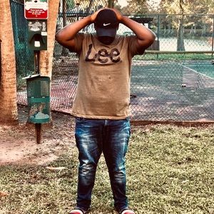 Meet your Posher, Zion